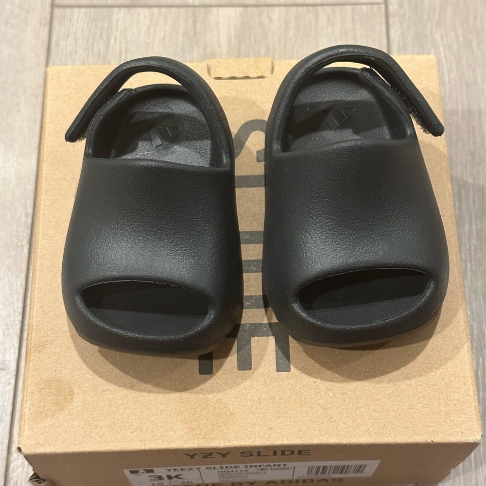 Yeezy infant slide onyx 3c - Picture 3 of 6